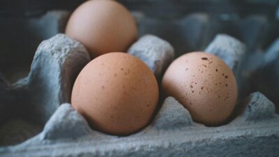 Jajko – antybohater wielkanocnego stołu? Sprawdź, czy jajka są zdrowe [WIDEO]