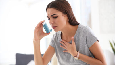 Astma: naukowcy odkrywają nową przyczynę uszkodzenia płuc