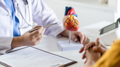 Kardiolodzy obiecują pacjentom z chorobami serca szybką ścieżkę do diagnostyki i leczenia. Kto skorzysta?[WIDEO]