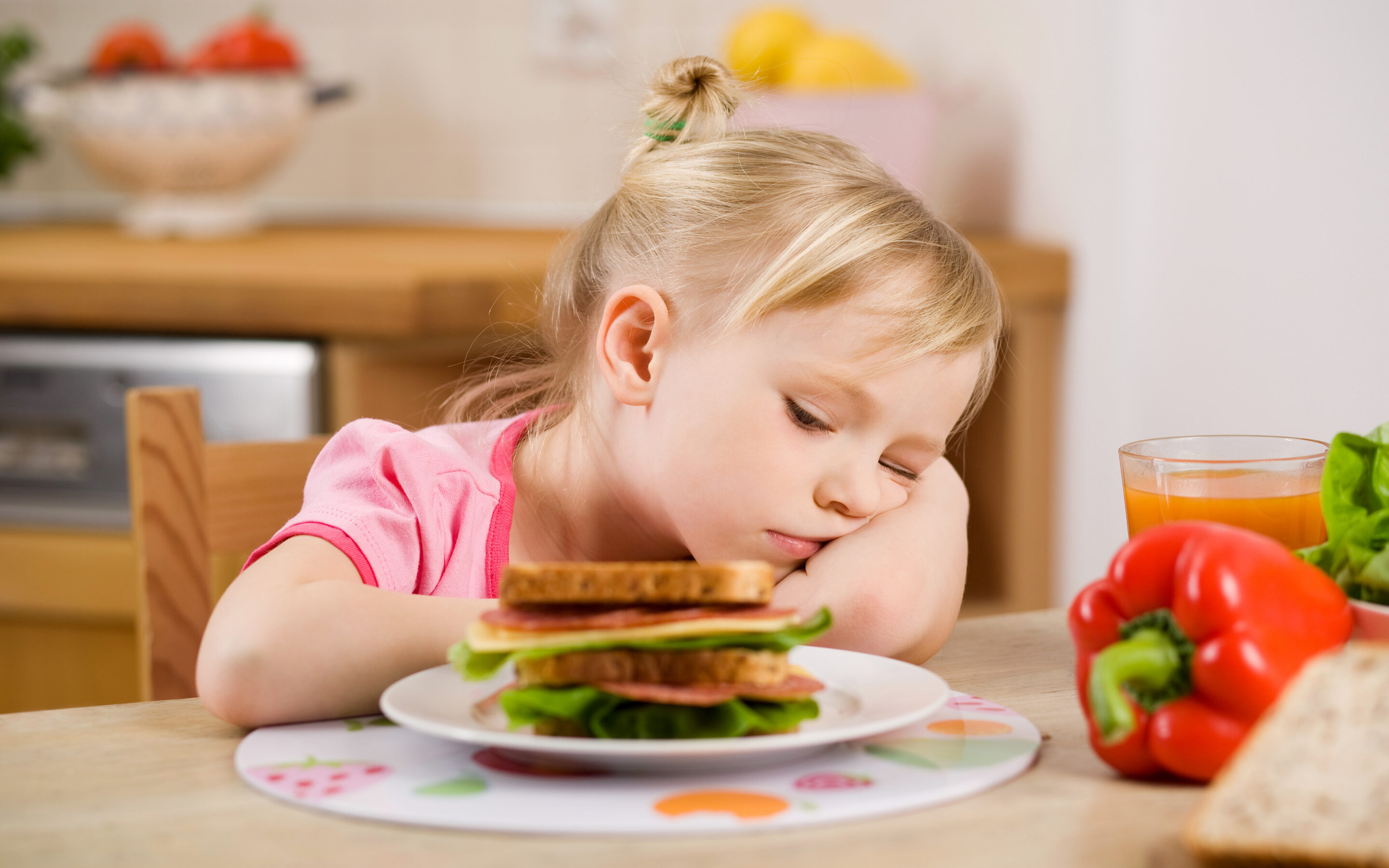 Dieta dla niejadka – jak zachęcić dziecko do jedzenia?
