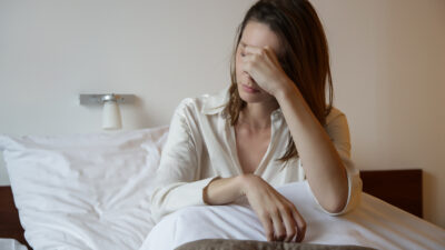 Poranne migreny – przyczyny i domowe sposoby leczenia