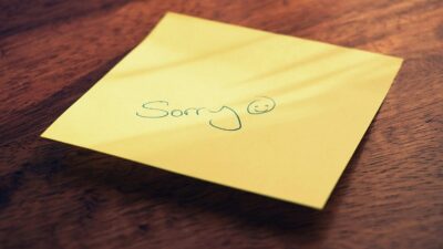 Jak powinno się przepraszać? Pamiętaj o tych pięciu rzeczach